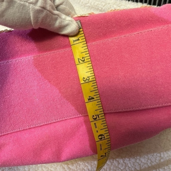 SAMANTHA THAVASA small duffle bag in pink - Picture 13 of 17